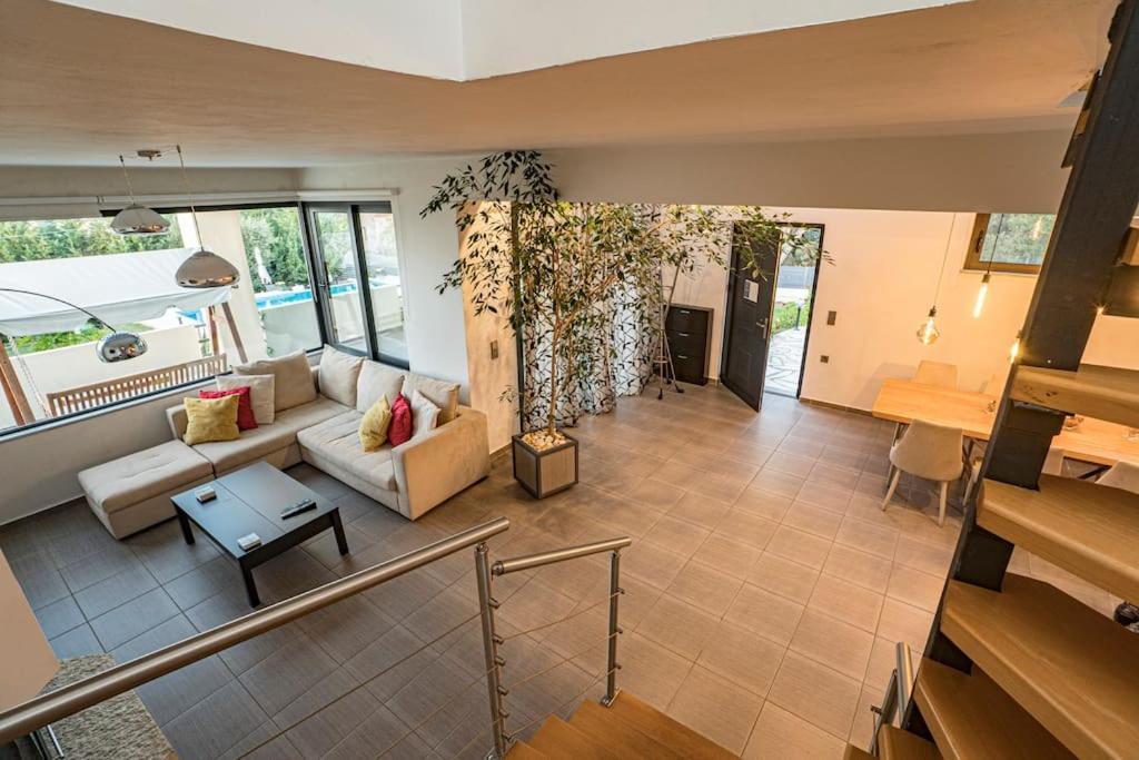 Villa Detoro Kambanion ภายนอก รูปภาพ
