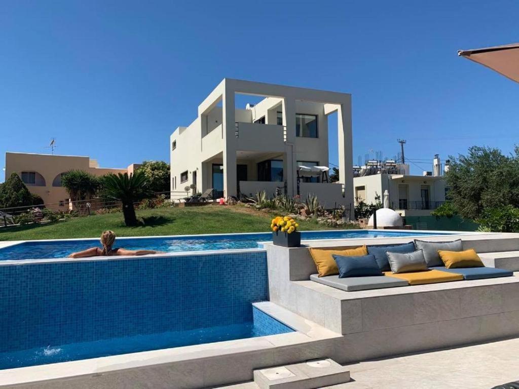 Villa Detoro Kambanion ภายนอก รูปภาพ